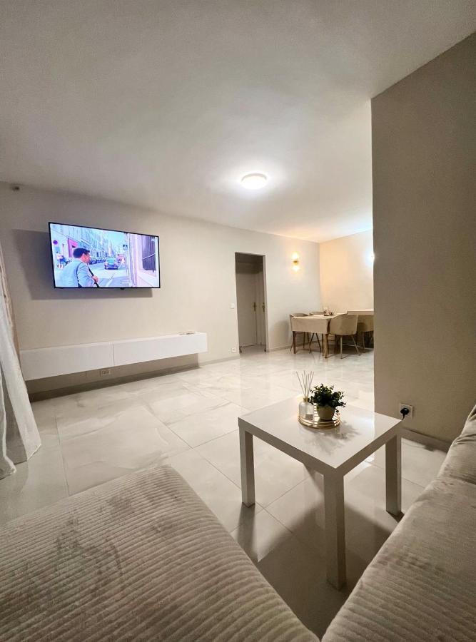 Superbe Appartement - Cannes Proche Du Centre Luaran gambar